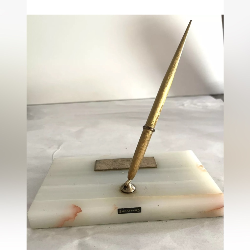 Vintage Sheaffer Fountain Gold Color Pen & Marble Holder Base Made In USA